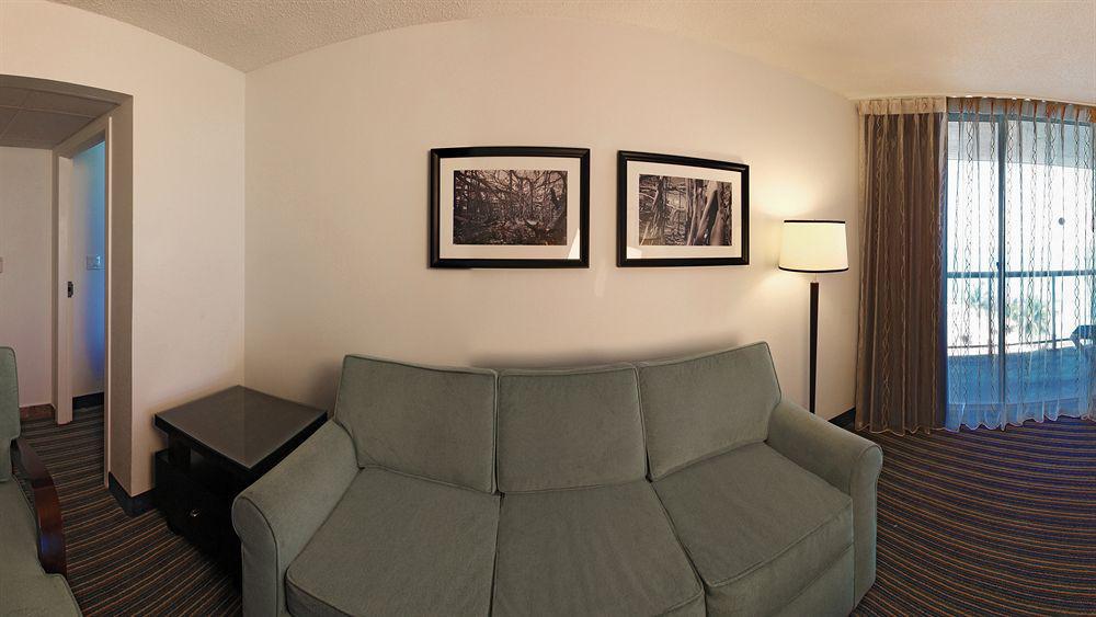 Wyndham Hotel